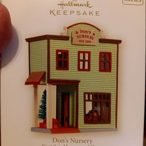 Hallmark Set of 2 Holiday Collectors  Ornaments- Gardner Lovers